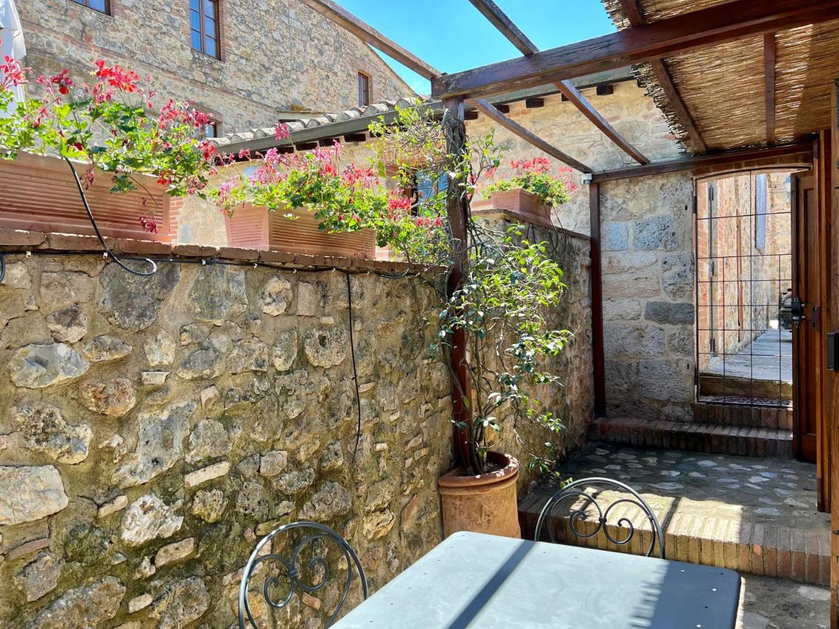 Monteriggioni Castello Villa Exterior foto