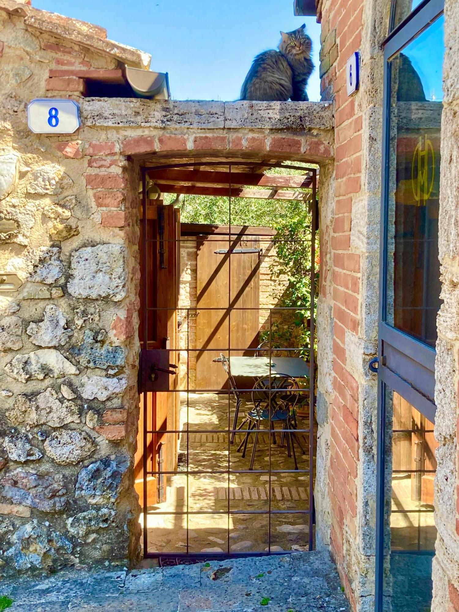 Monteriggioni Castello Villa Exterior foto